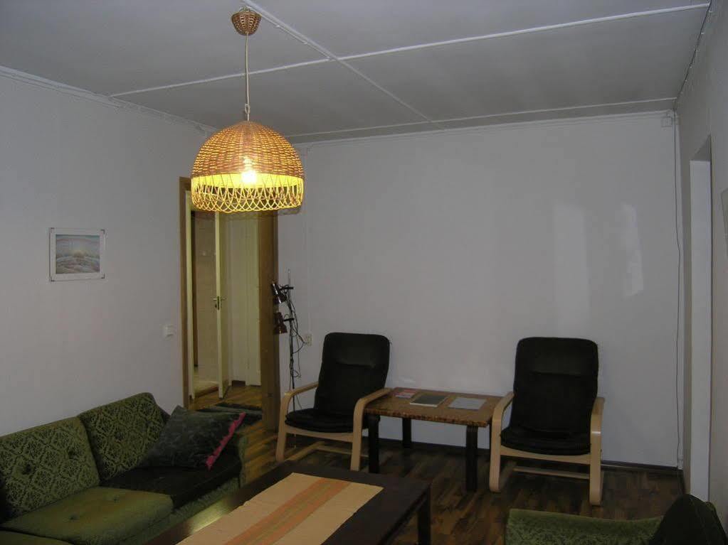Kohtu Apartment Unique Kuressaare Exterior photo